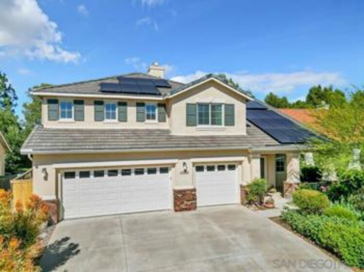 43054 Manchester Court Photo